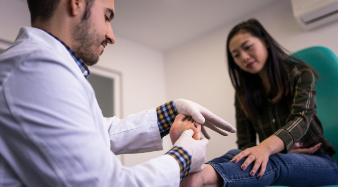 What to Expect at Your First Podiatry Visit