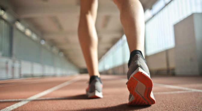 The Role of Proper Footwear in Athletic Performance and Foot Injury Prevention