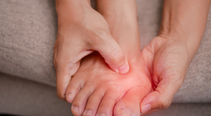 A Guide to Understanding the Difference Between Bunions and Hammertoes